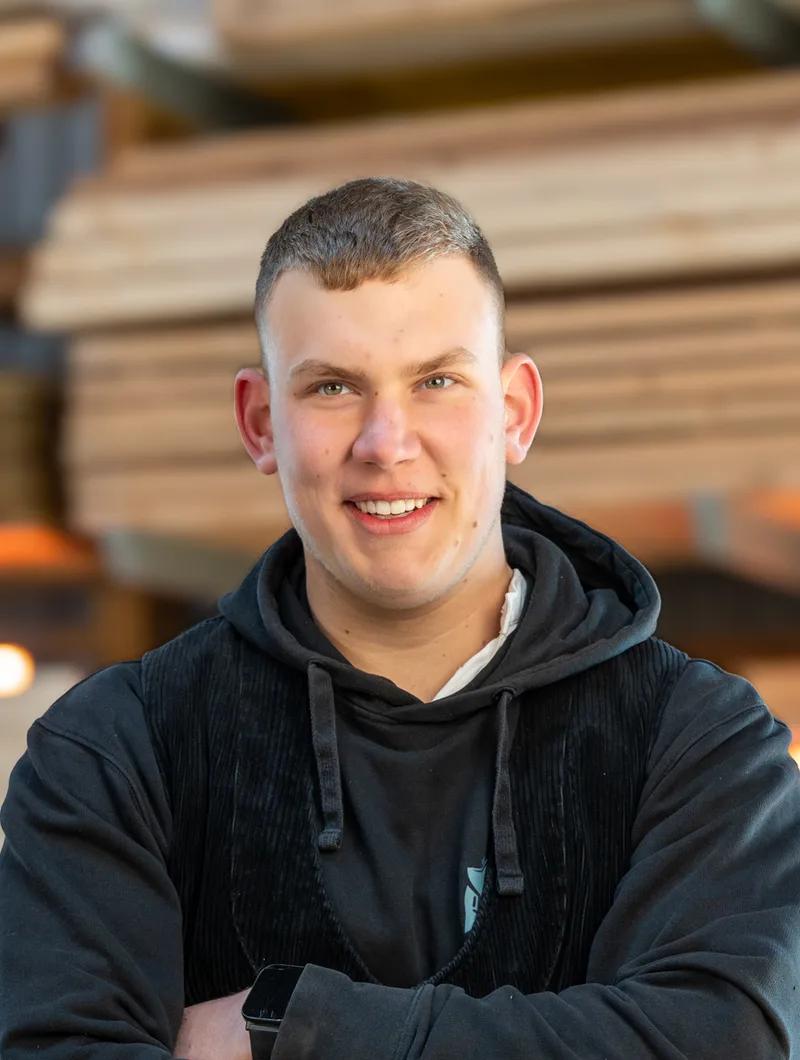 Maximilian Wittmaack, Auszubildender Zimmerer bei Zimmerei Der Holzprofi