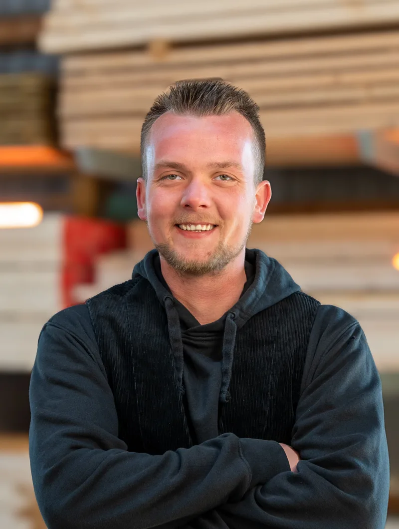 Simon Franz, Tischlergeselle bei Zimmerei Der Holzprofi